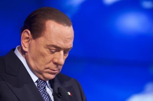 Berlusconi piange dopo l'assoluzione: "Accusa era ingiusta e infamante"