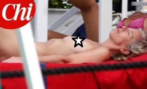 "Stefania Giannini in topless: il governo è nudo", Franco Bechis su Libero