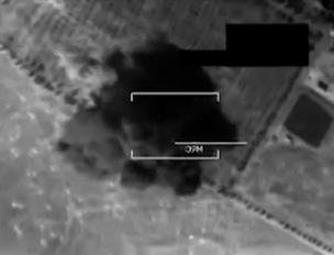 Iraq, bombe Usa contro Isis: così i caccia abbattono i terroristi VIDEO