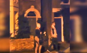 Fanno sesso in strada a Cambridge: filmati. "Credevo fosse un mostro" VIDEO