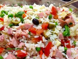 Pic nic con insalata di riso avariata: 9 intossicati a Caserta