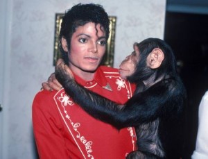 Michael Jackson, accuse da James Safechuck: "Mi molestò centinaia di volte"