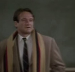Robin Williams, scena finale Attimo Fuggente: "O capitano, mio capitano" VIDEO