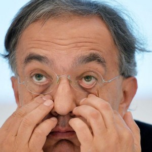 Sergio Marchionne boccia l'Italia: "Non sa reagire". Fiducia in Renzi ma...