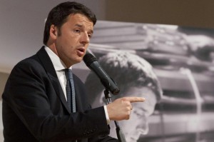 Matteo Renzi: "Serve aria nuova, togliere Paese ai soliti noti"