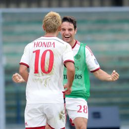 Video gol e pagelle, Verona-Milan 1-3 e Cagliari-Sampdoria 2-2: Honda show