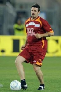 Vincent Candela esalta Francesco Totti: "E' la luce in mezzo al campo. Da record"