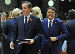 Matteo Renzi e David Cameron, sfida all'Europa: basta richieste assurde