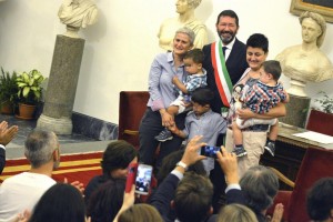 Nozze gay, Prefetto di Roma chiede a Marino la cancellazione degli atti  