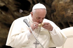 Papa Francesco: Creazione divina e Big Bang non sono in contraddizione