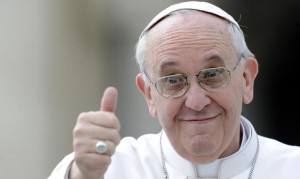 Papa Francesco: "Mi dicono comunista ma l'amore per i poveri è nel Vangelo"