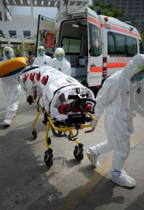 Ebola: il medico Craig Spencer ricoverato a New York con i sintomi del virus