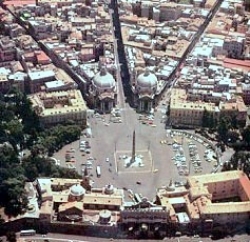 Roma, Ztl pedonale Tridente al via: dove parcheggiare moto e auto