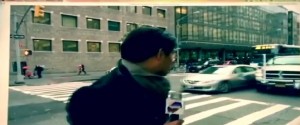 Usa, reporter viene quasi investito durante un servizio VIDEO