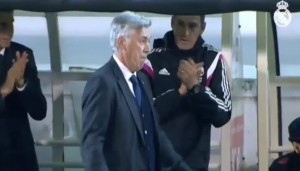Carlo Ancelotti imita Cristiano Ronaldo e la sua esultanza dopo gol VIDEO