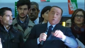 Berlusconi torna in piazza per il No Tax Day a Milano: diretta video