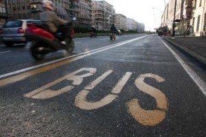 Genova, corsie poco preferenziali: autorizzata una targa ogni 20 