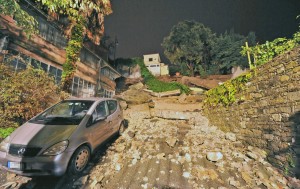 Genova, quartiere Albaro: 2 crolli, 5 evacuati, centinaia senza luce e gas