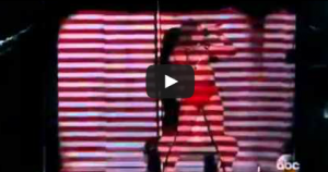Jennifer Lopez: sexy twerking e lap dance agli American Music Awards 