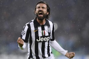 Andrea Pirlo video gol in Juventus-Olympiakos: punizione "maledetta"
