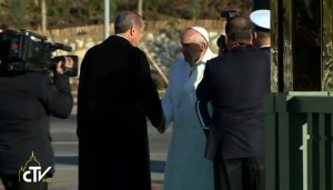 Papa Francesco in Turchia: l'incontro con Erdogan VIDEO. Oggi sarà ad Istanbul