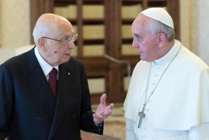 Giorgio Napolitano visita a sorpresa Papa Francesco
