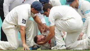 Phillip Hughes morto: campione di cricket colpito da pallina in testa VIDEO