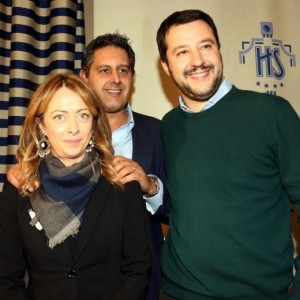 Matteo Salvini più amato dopo Renzi: leader Lega si candida per dopo Berlusconi