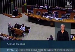 Brasile, deputato a collega: "Non ti stupro perché non lo meriti" 