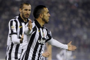 Cagliari-Juventus 0-2: pagelle e video gol: Vidal e Tevez migliori in campo