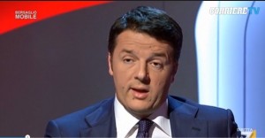 Travaglio a Renzi: "In tv dopo Salvini". Mentana: "Almeno resta vestito" VIDEO
