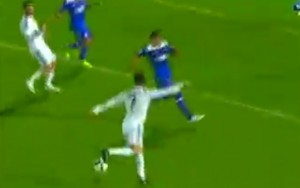Cristiano Ronaldo, rabona di controbalzo: VIDEO spettacolare giocata 