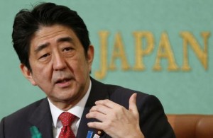 Giappone, Shinzo Abe rivince le elezioni e blinda la Camera