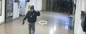 Treviglio, armato di coltello da macellaio insegue 4 studenti nella stazione