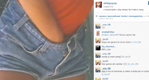 Miley Cyrus si masturba, la foto su Instagram