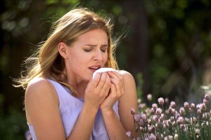 Allergie aumentano, colpito 1 bimbo su 4. Cominciano nella pancia della mamma 