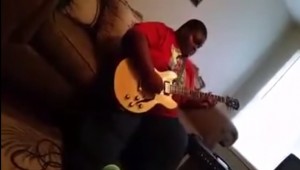 Christone "Kingfish" Ingram fenomeno del blues a soli 15 anni VIDEO