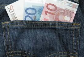 Bonus 80 euro: redditi famiglie aumentano, ma consumi sono fermi