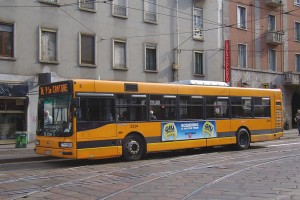 Reggio Calabria, autobus fermi. Assicurazione scaduta, mezzi nei depositi