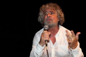 Beppe Grillo e Don Ciotti insieme per il reddito di cittadinanza VIDEO
