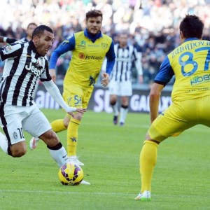 Juventus-Chievo 2-0, VIDEO gol e pagelle: Pogba show, Lichtsteiner decisivo
