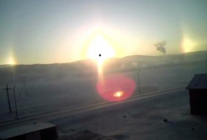 VIDEO YouTube Mongolia, tre soli in cielo: è l'effetto "cani solari"