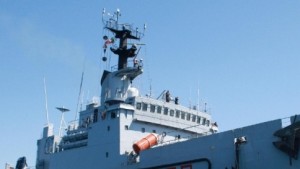 Libia, navi Marina Militare fanno rotta verso Tripoli: esercitazione o piano b?