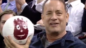 VIDEO YouTube Tom Hanks ritrova pallone Wilson 15 anni dopo Cast Away