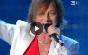 Sanremo, Gianna Nannini canta "Sei nell'anima" e va fuori tempo VIDEO