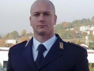 Davide Bonin, poliziotto eroe: si tuffò nel lago Mis per salvare una ragazza