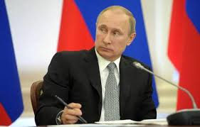 Vladimir Putin: "Per la Crimea avrei usato la bomba atomica" (foto Ansa)