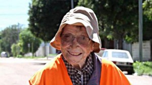 Emma Morosini, 91 anni, tutta l'Argentina a piedi per pellegrinaggio