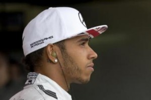 Gp Australia: Hamilton in pole, Vettel è quarto