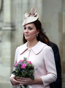 Kate Middleton e William cercano governante: annuncio "anonimo"